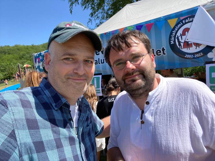 Együtt (piáltunk) rezegtünk! Máriahalmi kalandjaim…