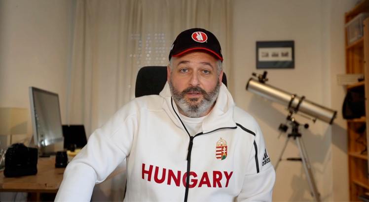 Mi, pusztai farkasok…