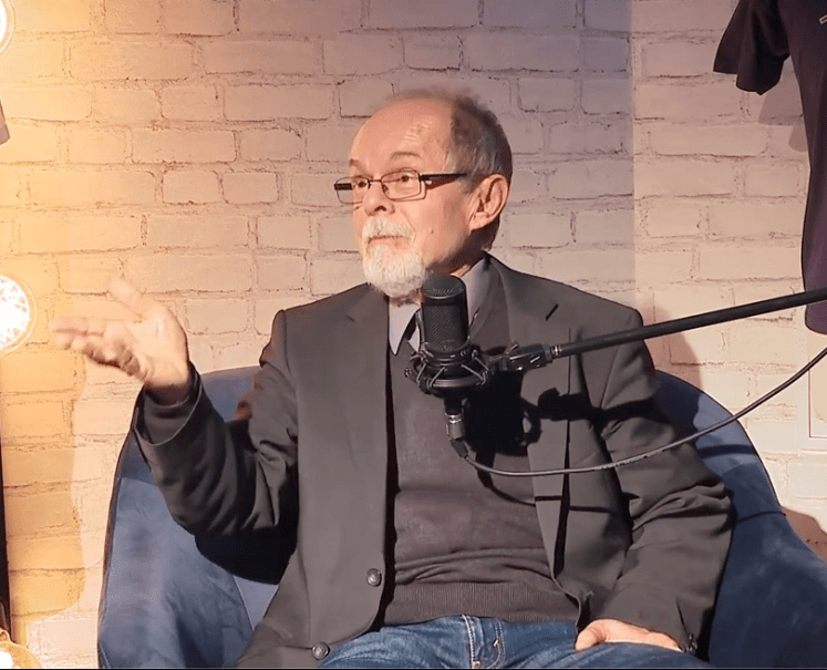 Egy kis titok… Laci bácsi ismét&nbsp;kipakolt…