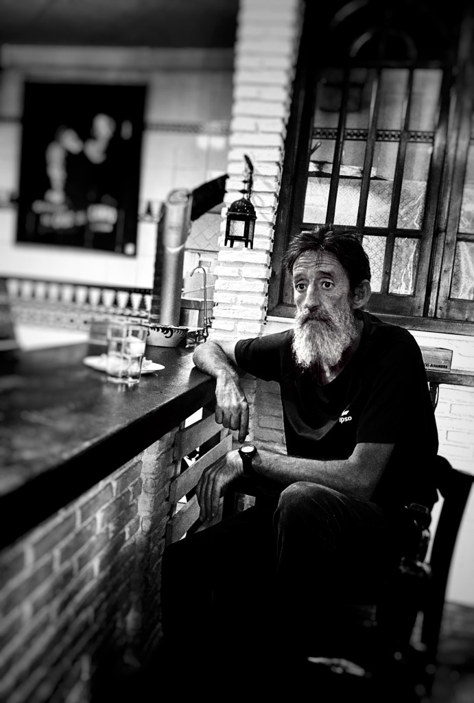 “Emberek? Nem! Ezek valódi farkasok! Söpredék, köztetek én élni nem fogok.” Molière: A&nbsp;mizantróp