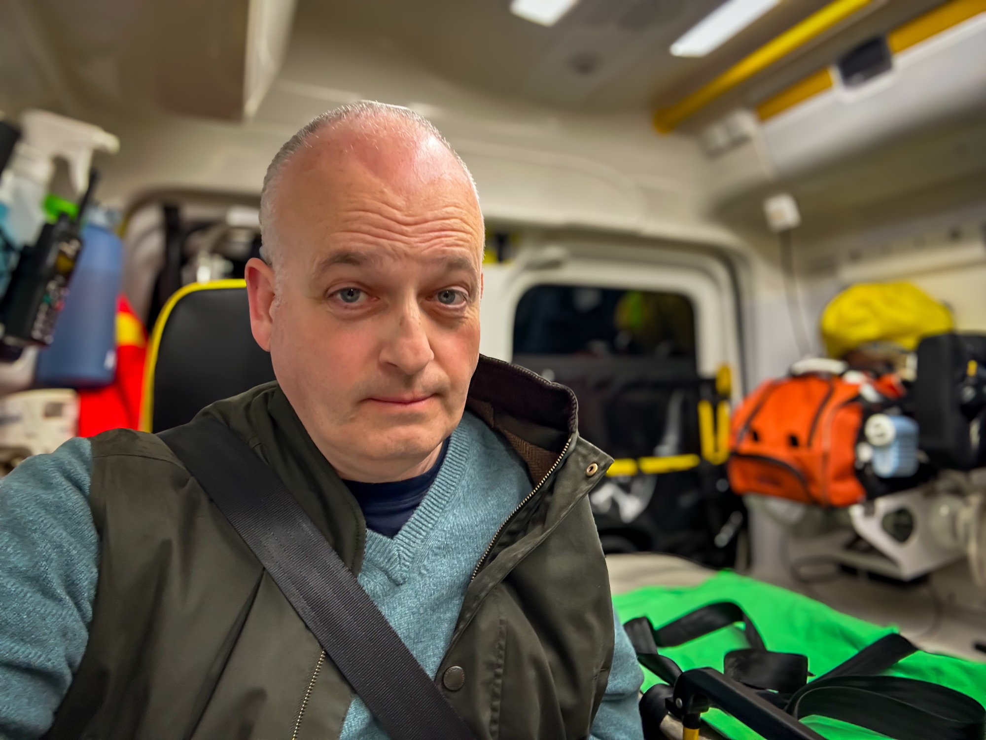 Atszállás Budapesten… nem a másik repülőbe hanem egy&nbsp;mentőautóba…