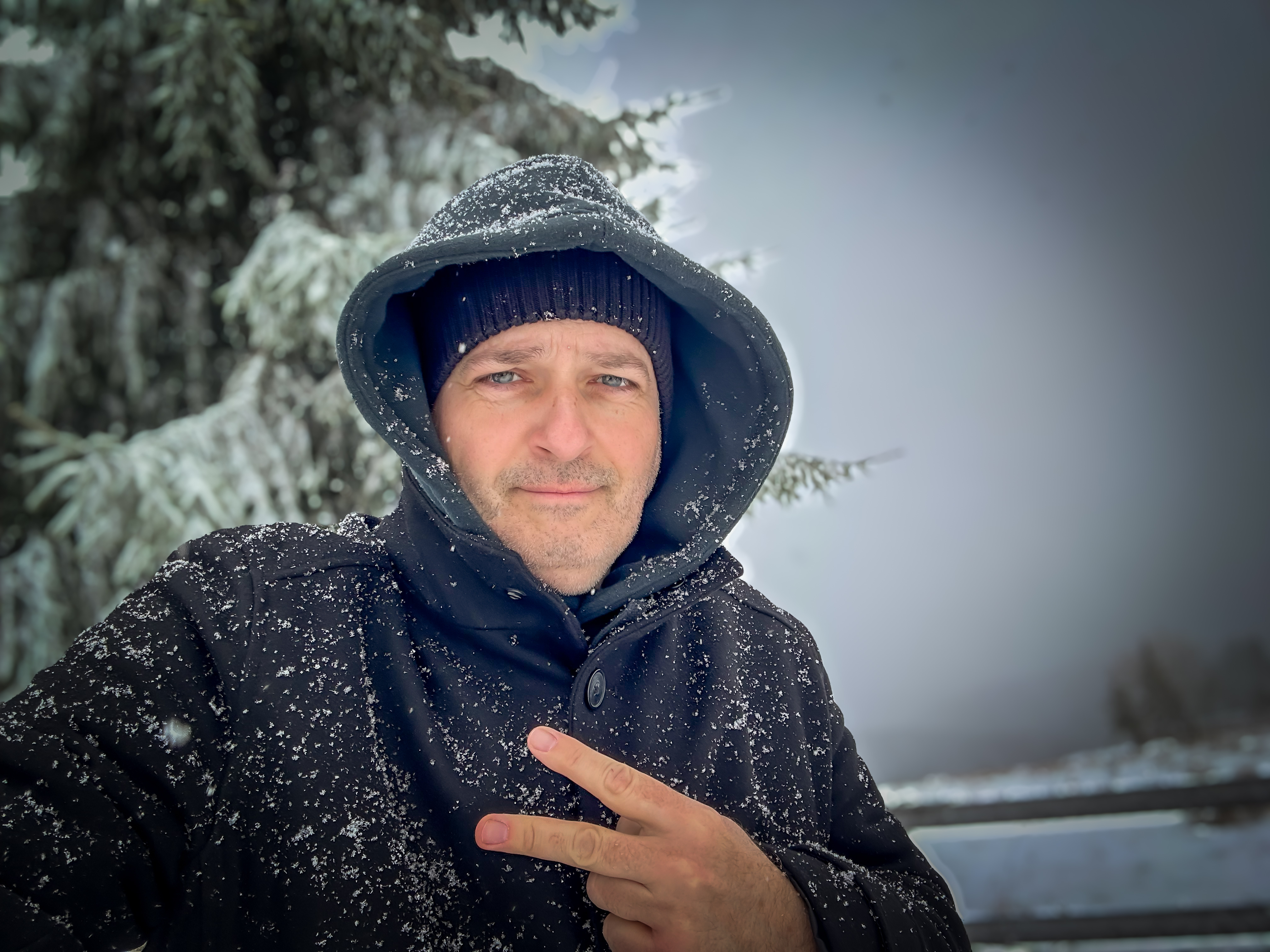 (Még) nem eltemetve… Csak&nbsp;behavazva…