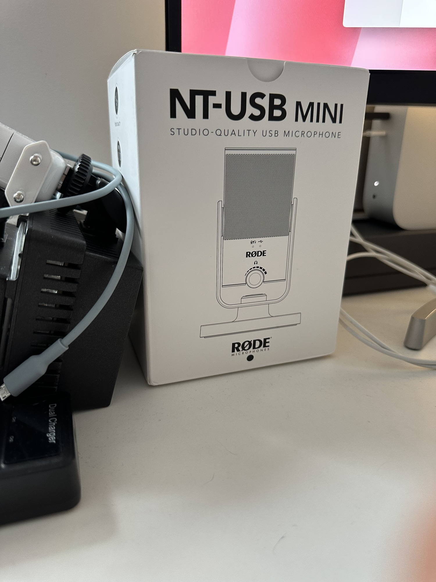 Na kinek vigyem?! (Ugyanis megvettem a&nbsp;mikrofonokat)…