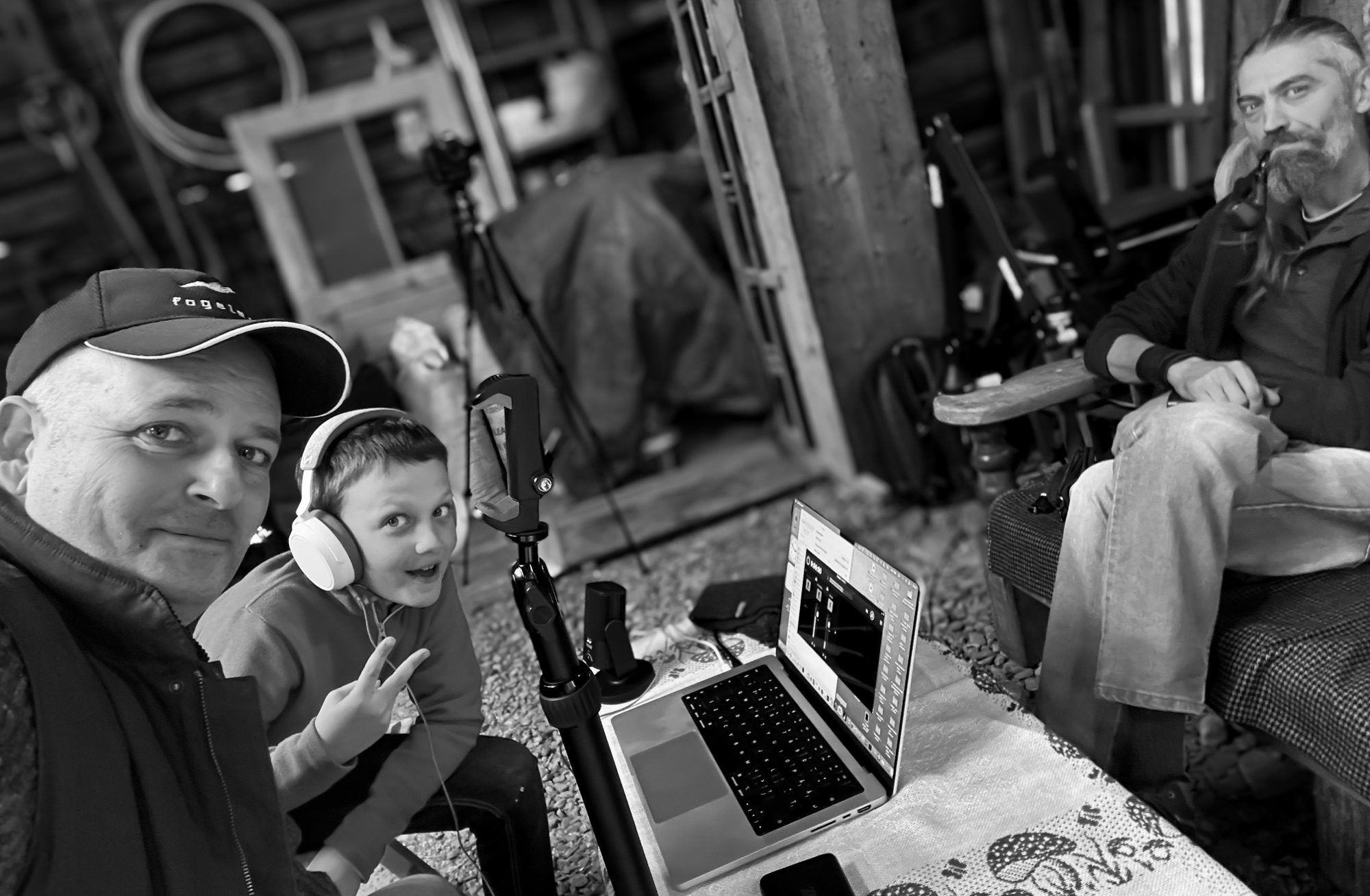 Az első mikrofon már gazdára talált, új vlog stúdió épül&nbsp;Csíkszentimrén