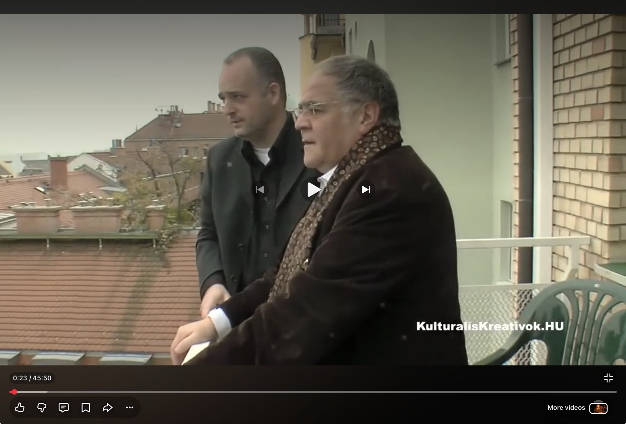 12 évvel ezelőtt készítettem egy interjút a budai várban egy svájci tudós&nbsp;úriemberrel.