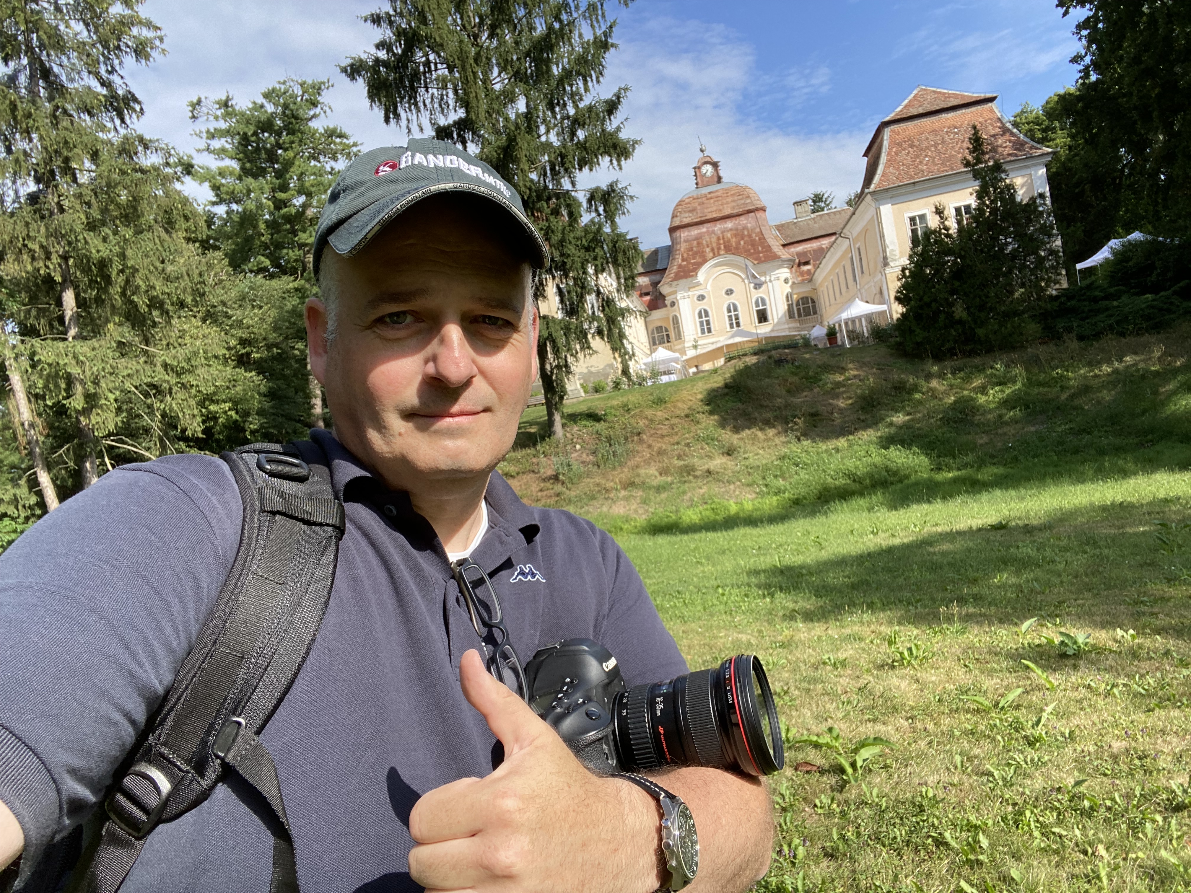 Könnyű igaznak lenni ott, ahol senki nem kérdezi meg: „és a gerinced hol&nbsp;maradt?”