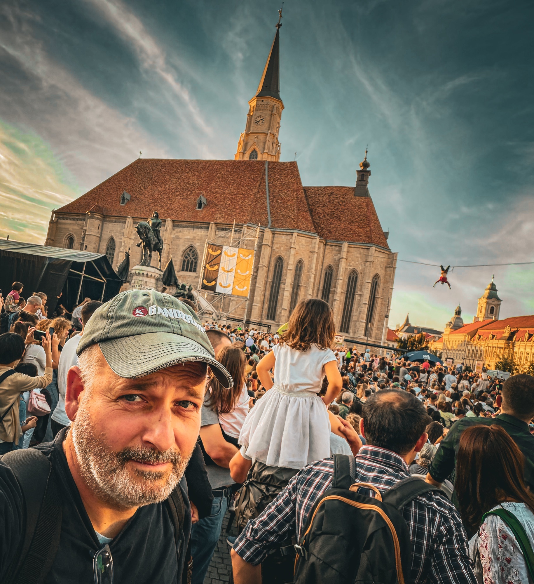 „Bármilyen magányosnak és elszigeteltnek érzed is magad, ha hűségesen és lelkiismeretesen végzed a dolgodat, egyszer csak megjelennek azok az ismeretlen társak, akik téged kerestek.”Jung (Nem AI&nbsp;fotó)